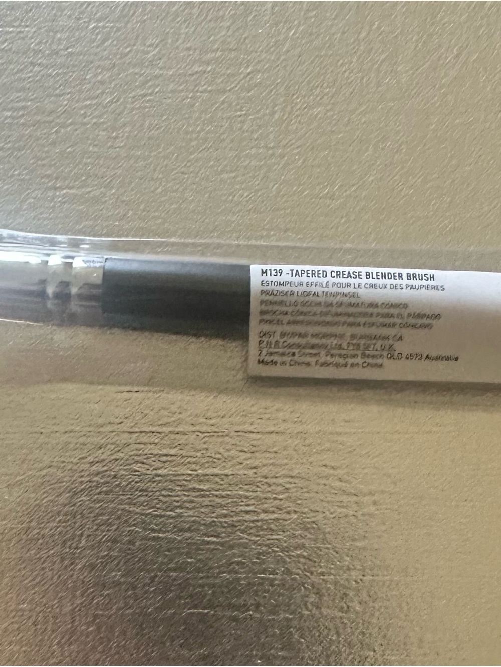 M139 Tapered Crease Blender Brush